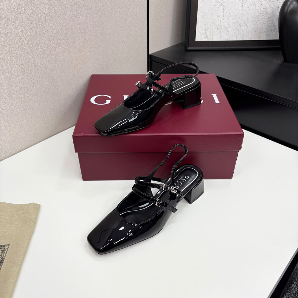 Gucci Women s pump with Double G