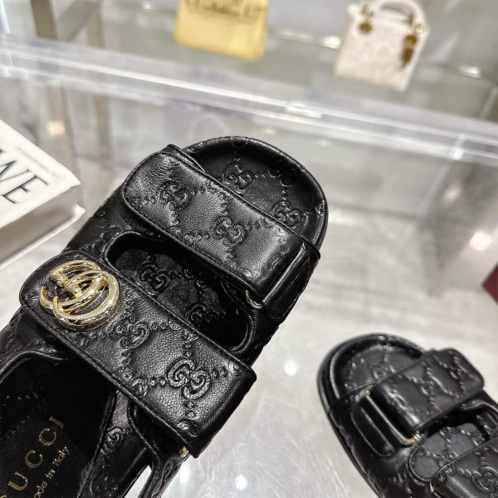 GUCCI Women s sandal with Double G