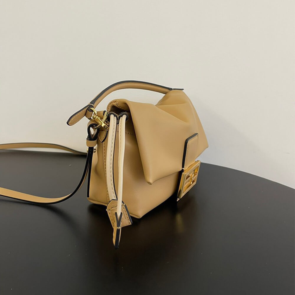 Fendi Mamma Baguette Small(high-end grade)