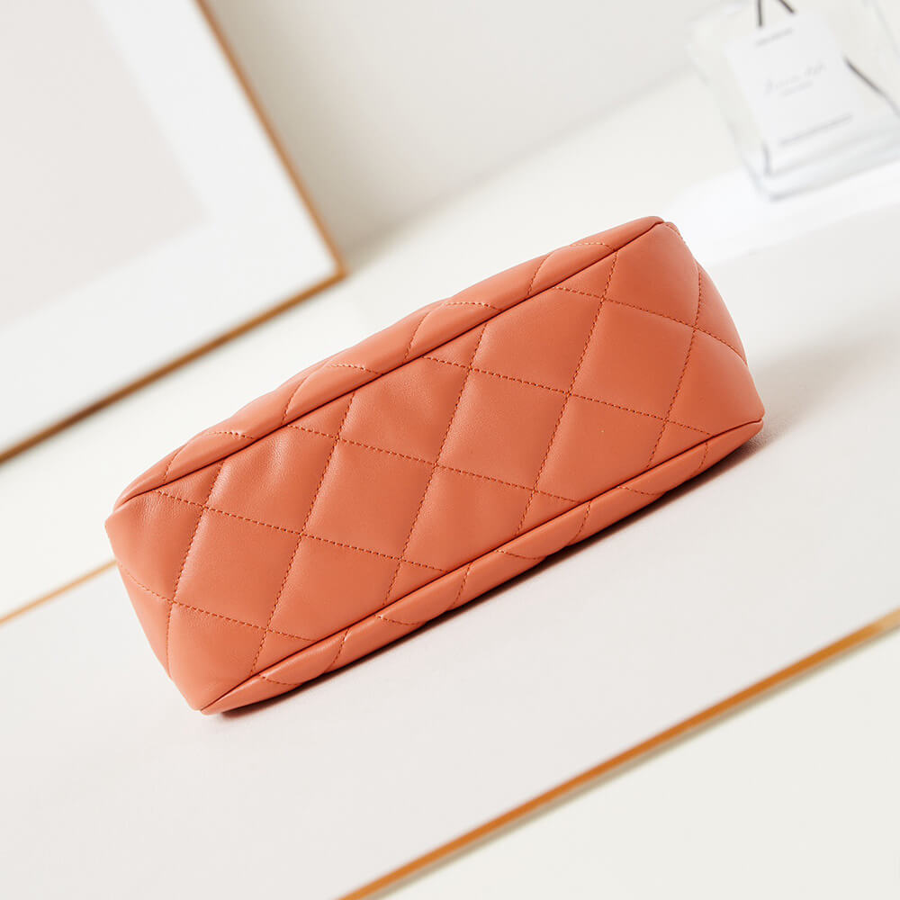 Chanel Clutch(HIGH-END GRADE)