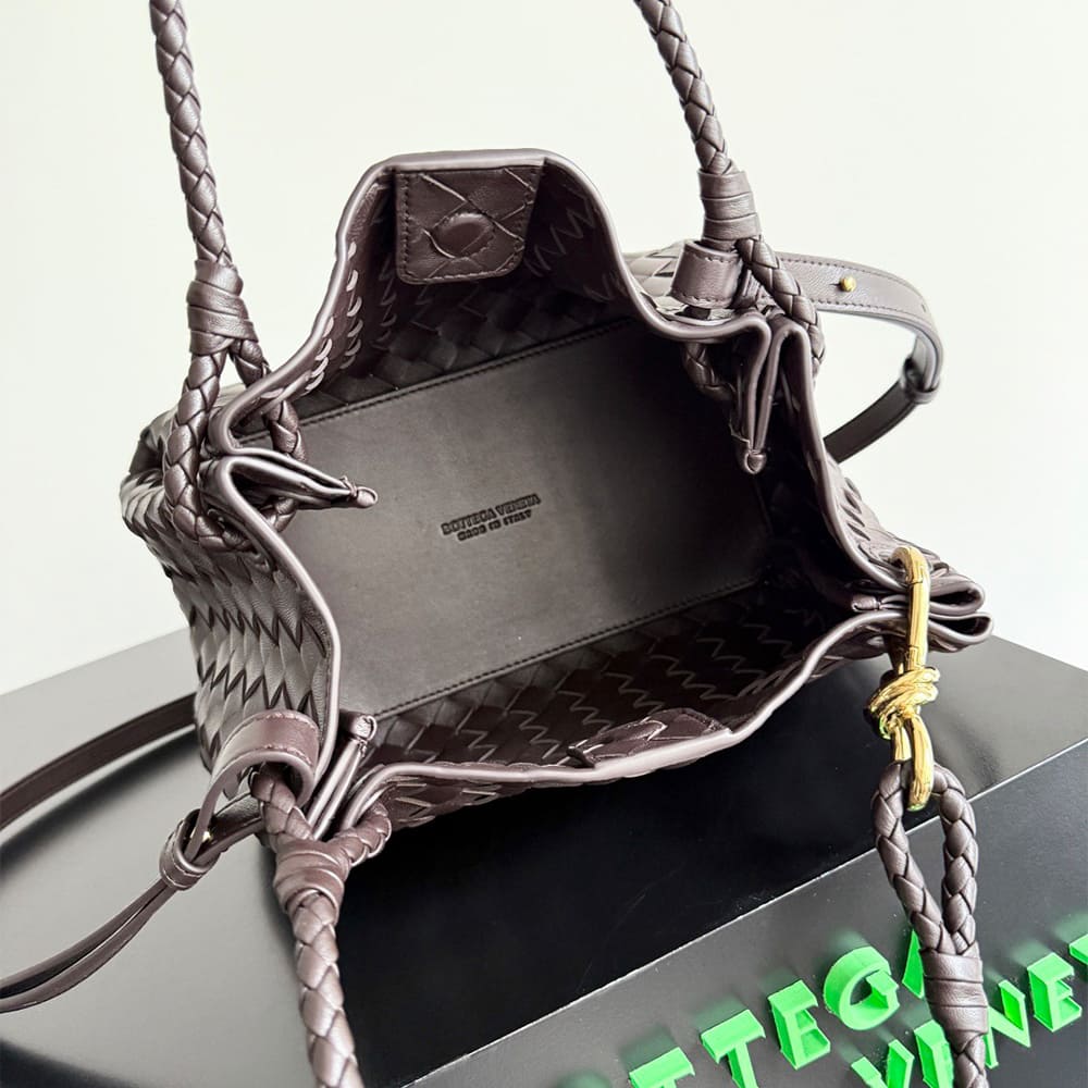 Bottega Veneta Medium Parachute(HIGH-END GRADE)