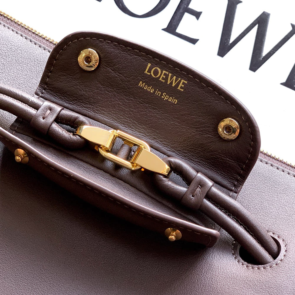 Loewe Medium Madrid bagin supple calfskin(HIGH-END GRADE)