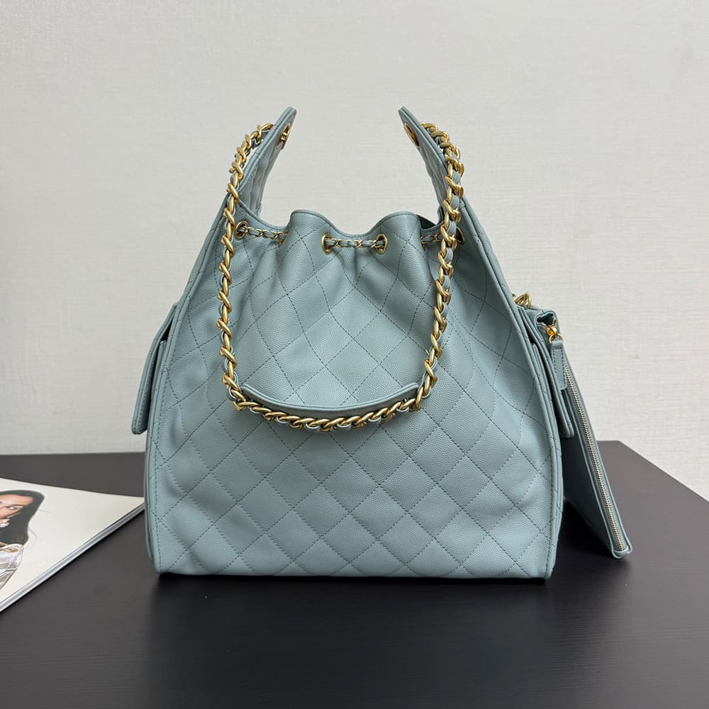 CHANEL 25 Medium Handbag(high-end grade)