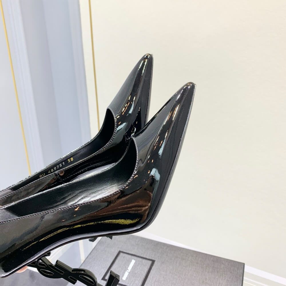 YSL OPYUM Pumps in patent leather