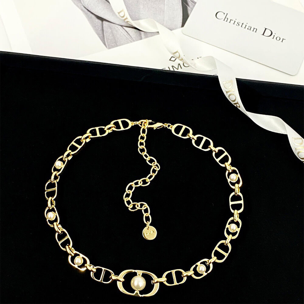 DIOR NECKLACE