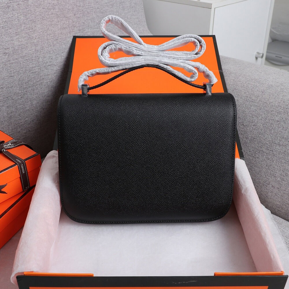 Hermes Constance 18