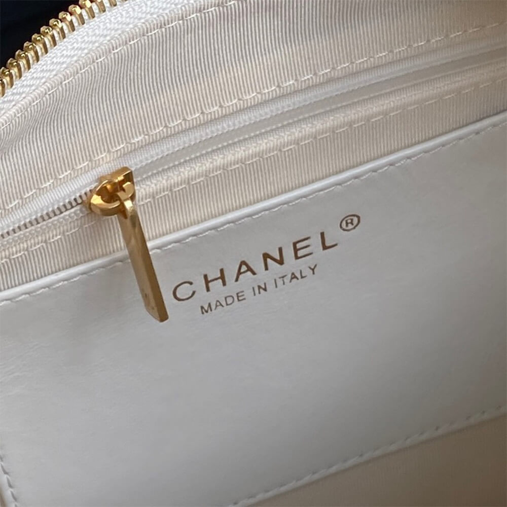 Chanel Maxi Hobo Bag(HIGH-END GRADE)