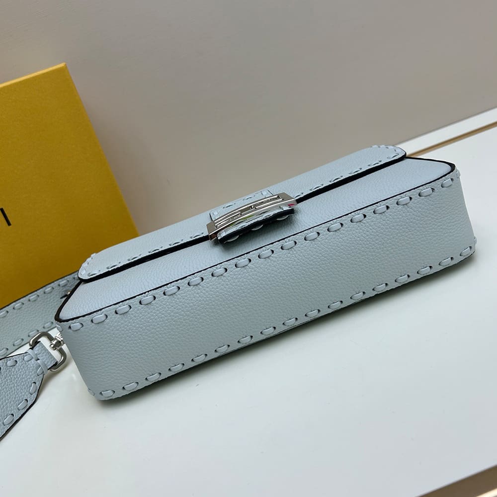Fendi Baguette