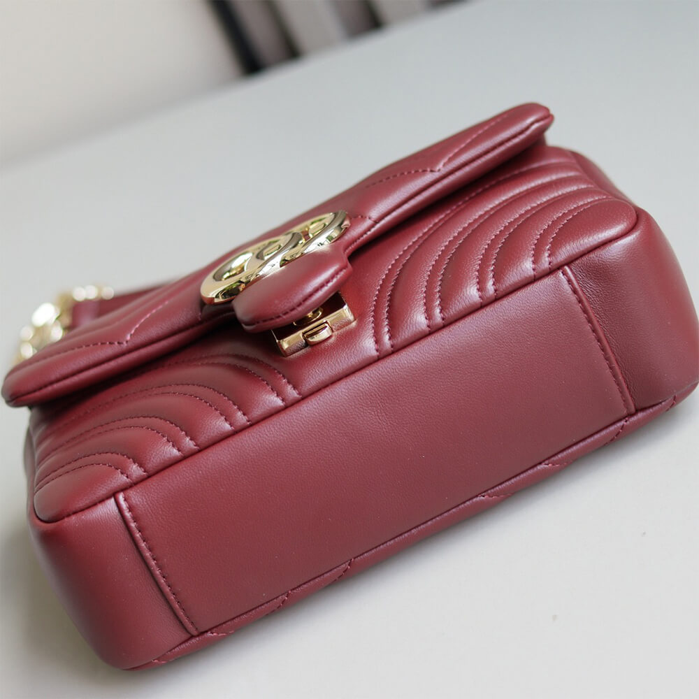 NEW GG Marmont small shoulder bag