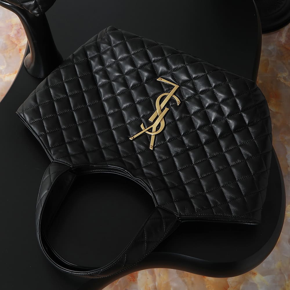 YSL ICARE Medium in quilted nappa