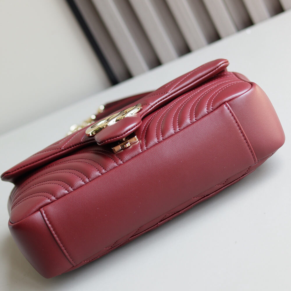 NEW GG Marmont medium shoulder bag