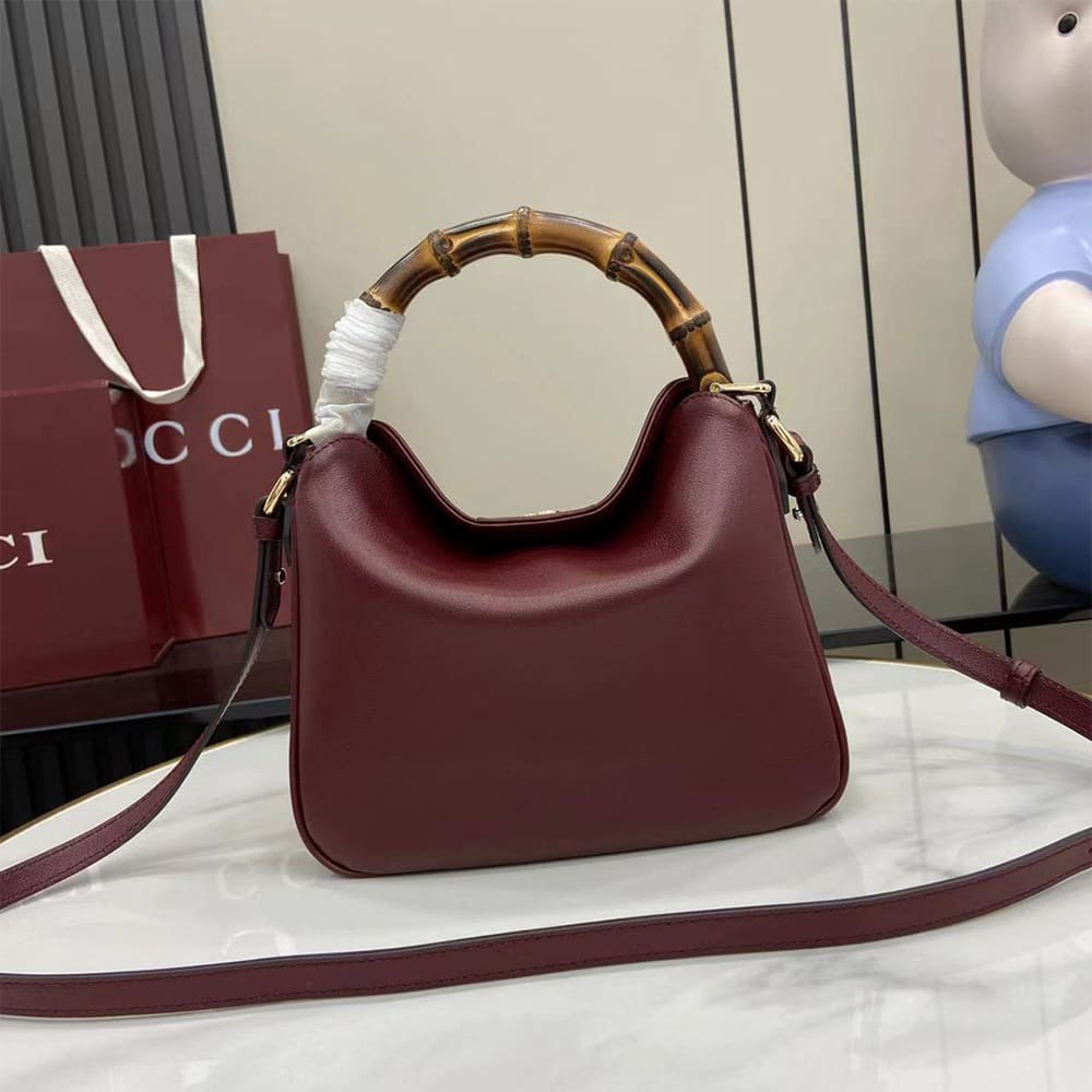 Gucci Diana small shoulder bag